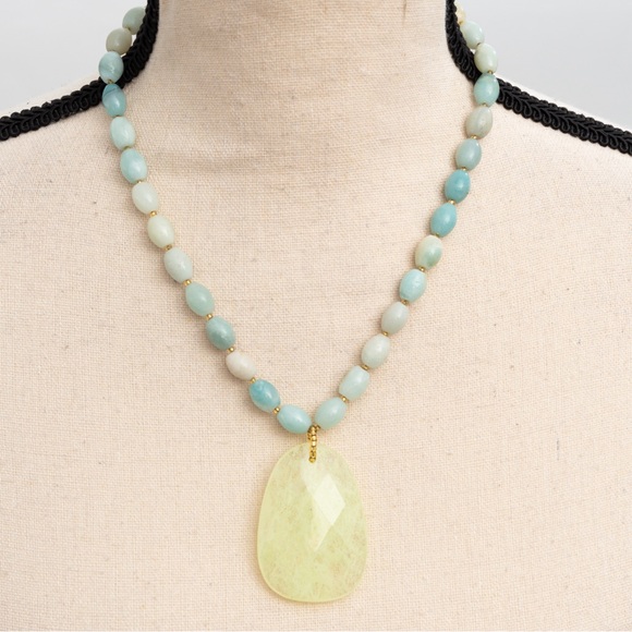 Seafoam jade green color beaded necklace large faceted stone pendant by George - Picture 6 of 13